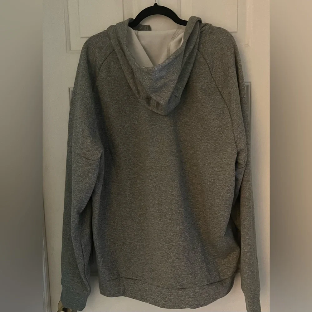 🆕 Nike Therma-Fit Gray Hoodie - Picture 3 of 4